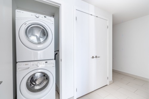 Laundry - 2706-495 Av. Viger O., Montréal (Ville-Marie), QC - Indoor Photo Showing Laundry Room
