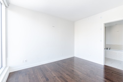 Bedroom - 2706-495 Av. Viger O., Montréal (Ville-Marie), QC - Indoor Photo Showing Other Room