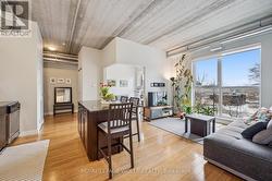 203 - 36 REGINA STREET N Waterloo, ON N2J 3A2