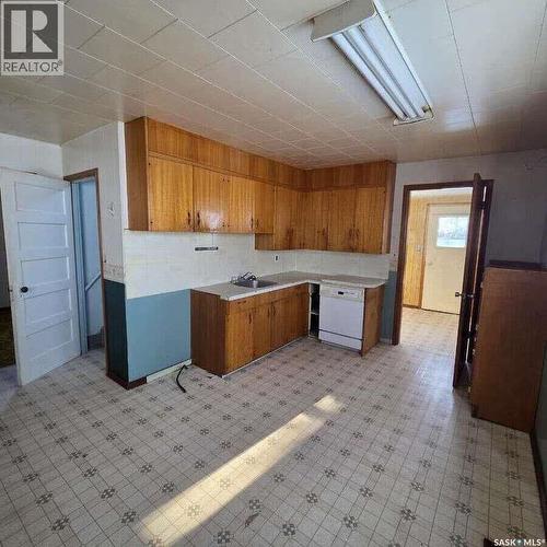 128 Railway Avenue, Margo, SK - Indoor Photo Showing Kitchen