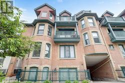 1 - 232 WILBROD STREET  Ottawa, ON K1N 6L6