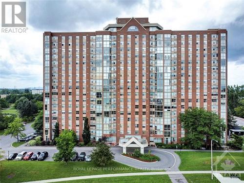 1209 - 2760 CAROUSEL CRESCENT  Ottawa, ON K1T 2N4