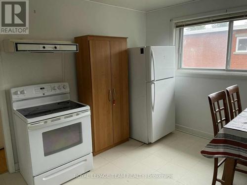 482 Vernon Avenue, Ottawa, ON - Indoor Photo Showing Kitchen
