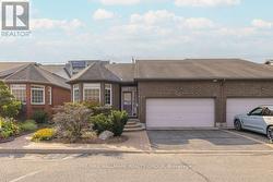 104 BARTLETT PRIVATE  Ottawa, ON K1V 2A8