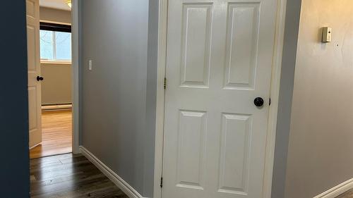 101-160 5 Avenue, Salmon Arm, BC - Indoor Photo Showing Other Room