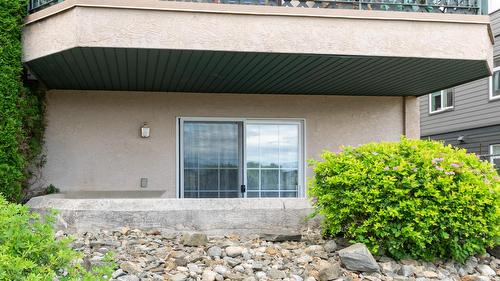 101-160 5 Avenue, Salmon Arm, BC - Outdoor