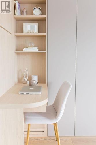 127 Glenvale Boulevard, Toronto, ON - Indoor