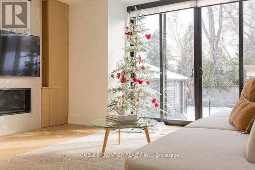 127 Glenvale Boulevard, Toronto, ON - Indoor With Fireplace