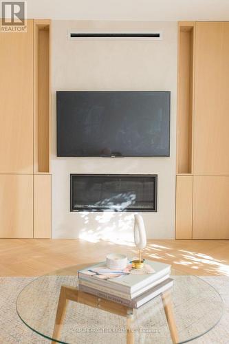 127 Glenvale Boulevard, Toronto, ON - Indoor Photo Showing Living Room With Fireplace