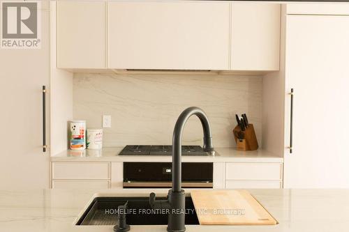 127 Glenvale Boulevard, Toronto, ON - Indoor Photo Showing Other Room