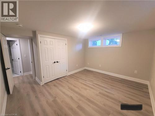 10 Sherwood Rise, Hamilton, ON - Indoor Photo Showing Other Room