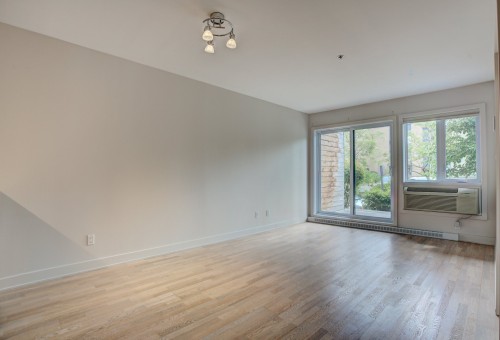 Salon - 139-500 Av. Mousseau-Vermette, Dorval, QC - Indoor Photo Showing Other Room