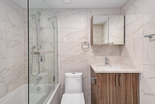 Bathroom - 203-185 Rue Beaubien E., Montréal (Rosemont/La Petite-Patrie), QC - Indoor Photo Showing Bathroom