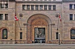 1023 - 1 KING STREET W  Toronto, ON M5H 1A1