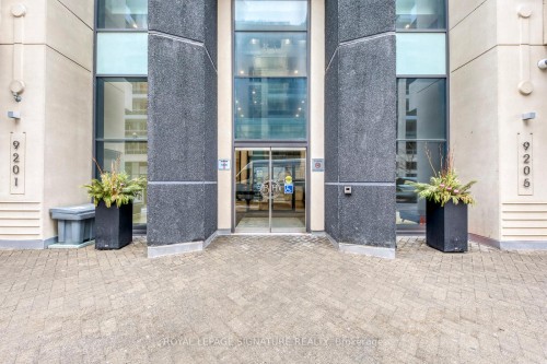 1411-9201 Yonge Street, Richmond Hill, ON - Outdoor With Exterior