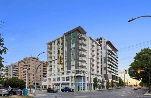 705-1090 Johnson St  Victoria, BC V8V 0B3