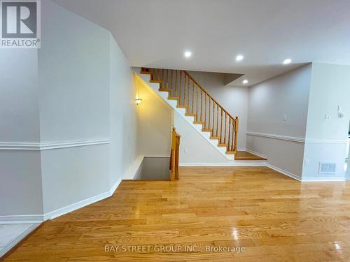 4404 Vallence Drive, Burlington, ON - Indoor Photo Showing Other Room