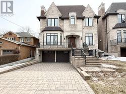 57 ROOSEVELT DRIVE Richmond Hill, ON L4C 6V2