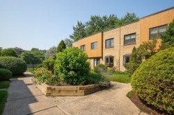 118 Place de Fontainebleau  Saint-Lambert, QC J4S 1X6