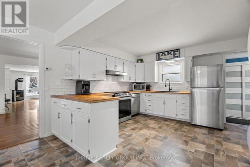 7 Salkeld Street, Goderich (Goderich (Town)), ON - Indoor Photo Showing Kitchen
