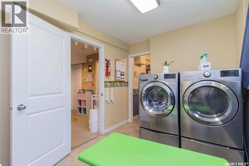531 Dickson Lane, Saskatoon, SK - Indoor Photo Showing Laundry Room