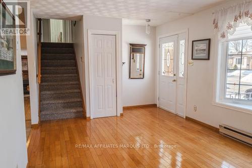 Stairs from living room to 2nd floor - 577 Lynwood Drive, Cornwall, ON - Indoor Photo Showing Other Room