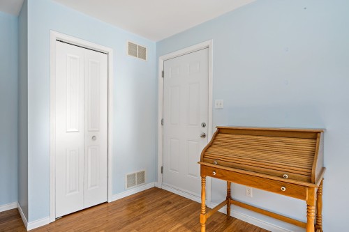 Bureau - 1708 Route 323 N., Amherst, QC - Indoor Photo Showing Other Room