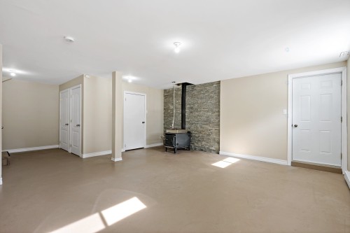 Salle familiale - 1708 Route 323 N., Amherst, QC - Indoor Photo Showing Other Room