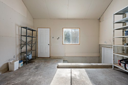 Garage - 1708 Route 323 N., Amherst, QC - Indoor Photo Showing Other Room