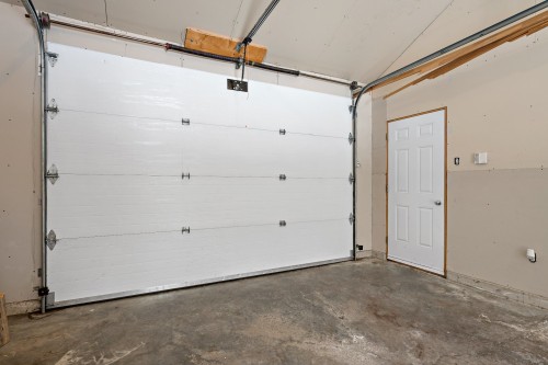 Garage - 1708 Route 323 N., Amherst, QC - Indoor Photo Showing Garage