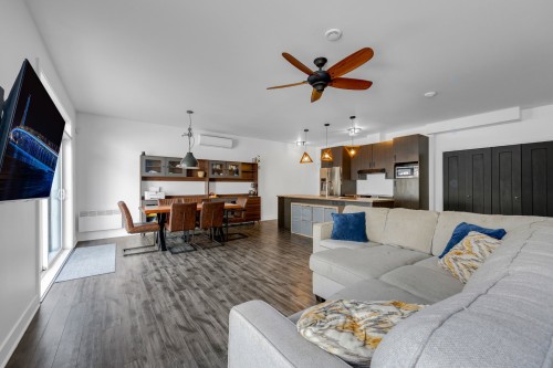 Overall view - 103-11860 Rue Notre-Dame E., Montréal (Rivière-Des-Prairies/Pointe-Aux-Trembles), QC - Indoor Photo Showing Living Room
