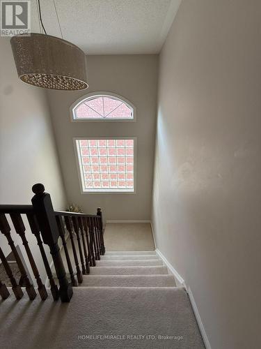 519 Delphine Drive, Burlington, ON - Indoor Photo Showing Other Room