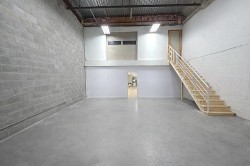 106-86 Boul. des Entreprises  Boisbriand, QC J7G 2T3