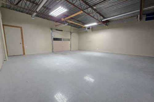 Mezzanine - 106-86 Boul. Des Entreprises, Boisbriand, QC - Indoor Photo Showing Garage