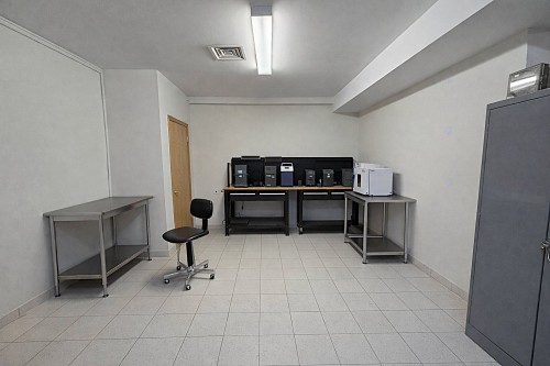 Bureau - 106-86 Boul. Des Entreprises, Boisbriand, QC - Indoor