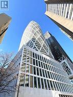 829 - 230 SIMCOE STREET  Toronto, ON M5T 0G7