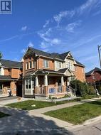 1 THISTLE AVENUE  Richmond Hill, ON L4E 0B6