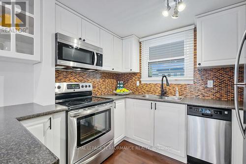 2654 Draper Avenue, Ottawa, ON - Indoor Photo Showing Kitchen With Double Sink