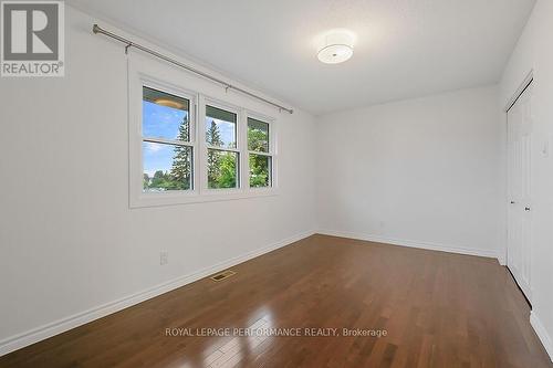2654 Draper Avenue, Ottawa, ON - Indoor Photo Showing Other Room