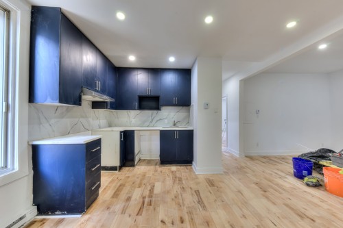 Cuisine - 1056 Av. Harvard, Montréal (Côte-Des-Neiges/Notre-Dame-De-Grâce), QC - Indoor Photo Showing Kitchen With Upgraded Kitchen