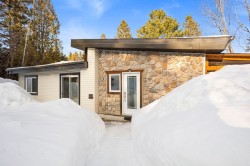 1278 Rue Denise  Val-David, QC J0T 2N0