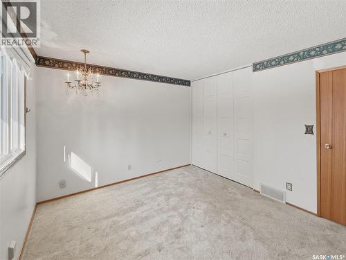 264 Hayes Drive, Swift Current, SK - Indoor Photo Showing Other Room