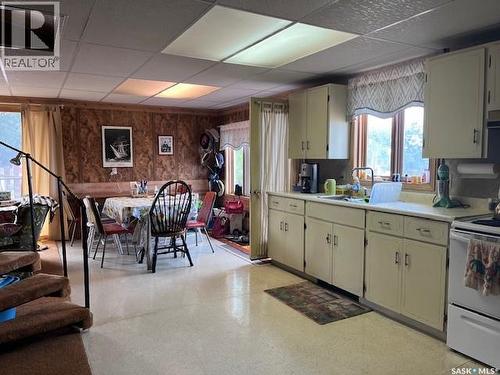 45 Snedden Crescent, Lake Diefenbaker, SK - Indoor Photo Showing Kitchen