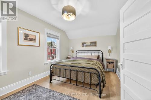 58 East Bend Avenue N, Hamilton, ON - Indoor Photo Showing Bedroom