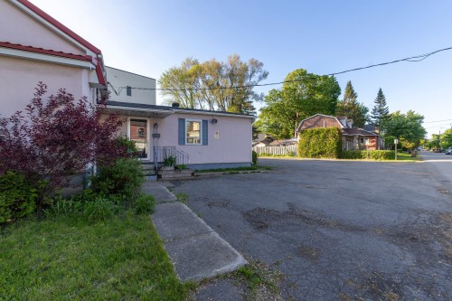 Cour - 61A Grand Boulevard, L'Île-Perrot, QC - Outdoor