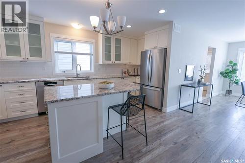 304 3Rd Street E, Saskatoon, SK - Indoor Photo Showing Kitchen With Stainless Steel Kitchen With Upgraded Kitchen