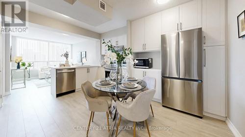 719 - 9015 Leslie Street, Richmond Hill, ON - Indoor