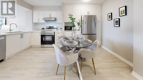 719 - 9015 Leslie Street, Richmond Hill, ON - Indoor