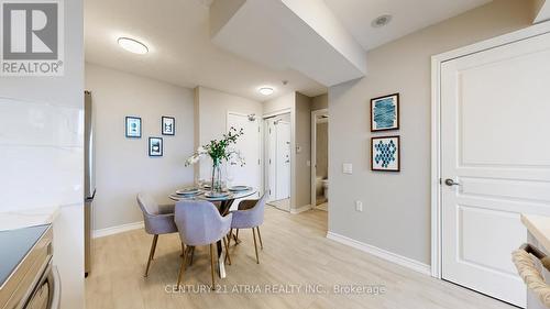 719 - 9015 Leslie Street, Richmond Hill, ON - Indoor Photo Showing Dining Room