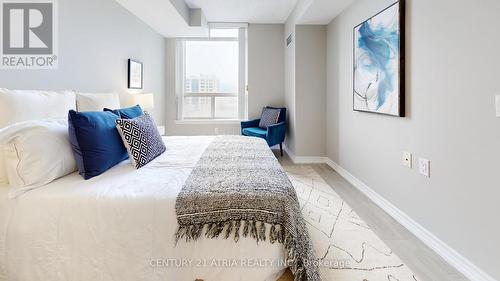 719 - 9015 Leslie Street, Richmond Hill, ON - Indoor Photo Showing Bedroom